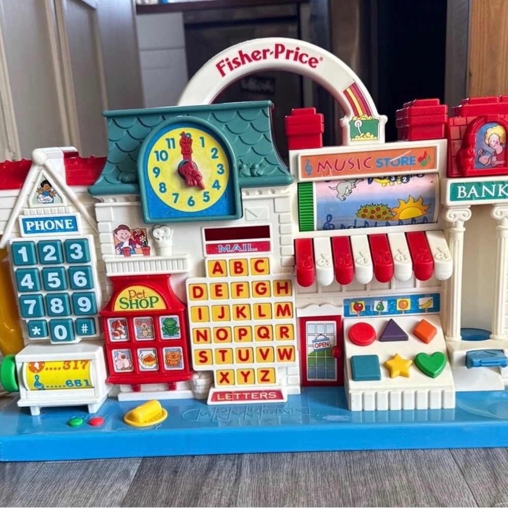 Fisher-Price Busy Town Learning Playset - Red, Blue, Yellow, White, Green